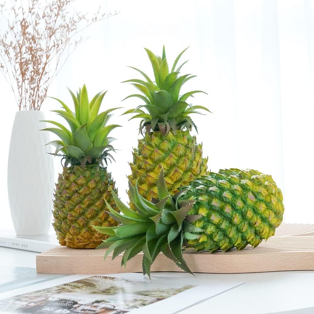QIRMIZI 2 Pack Artificial Pineapple -Simulated Fruit Decoration, Lifelike Fake Fruit Model, Perfect for Home Decor, Kitchen, Party & Photography Prop – Realistic & Eco-Friendly,Green Meduim