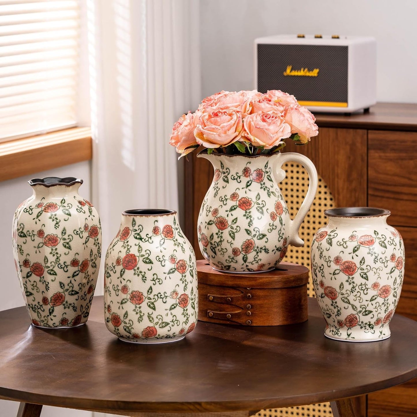 Green&Beige Vintage Octagonal Vase, Red Rose Chinoiserie Floral Vase, Farmhouse Antique Decorative Ceramic Flower Vases for Bouquet, Home Decor, Living Room, Bookshelf, Office, Tuscan Decor 9.1 Inch