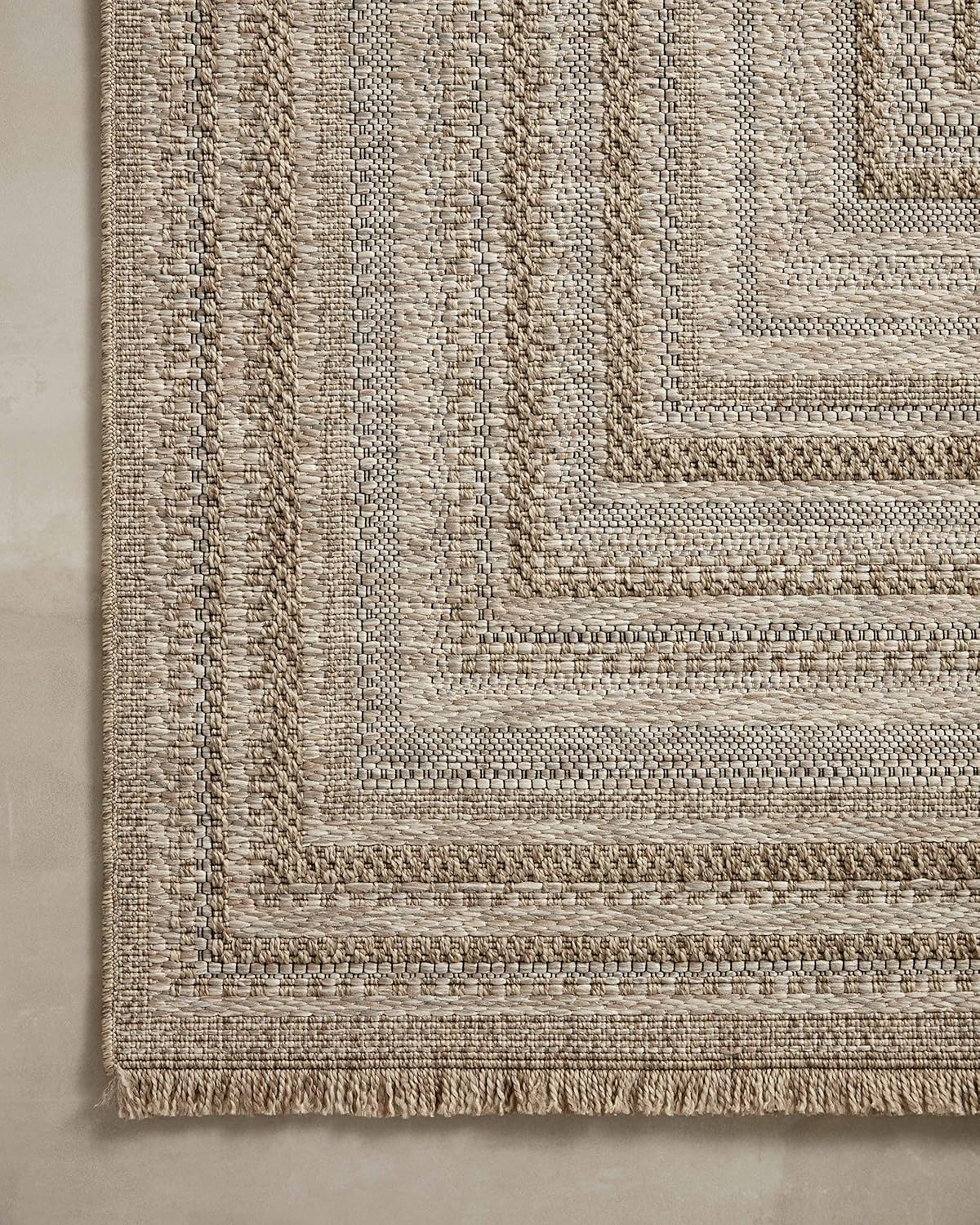 Loloi Dawn Collection Indoor/Outdoor DAW-01 Natural 2'-3" x 3'-9" Accent Rug