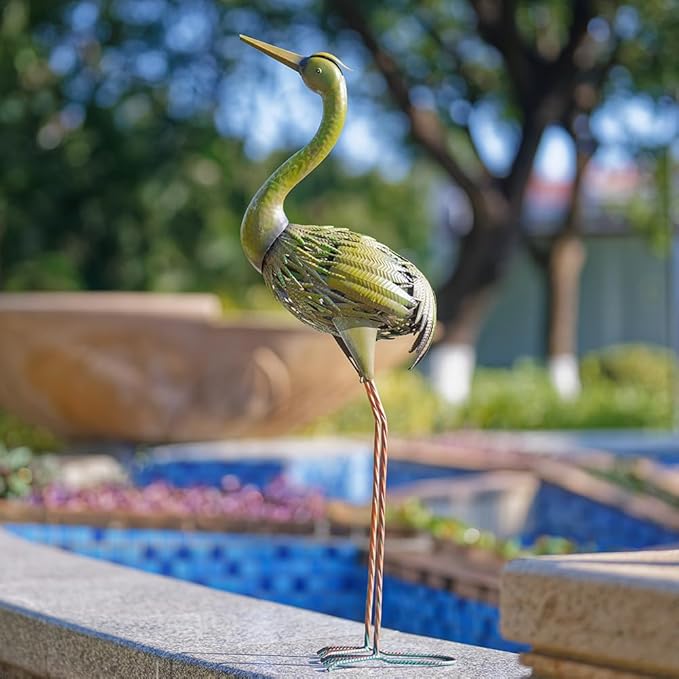 VEWOGARDEN Heron Outdoor Statues Metal Crane Garden Sculptures & Statues for Yard Lawn Patio Pool Outside Decorations, Green