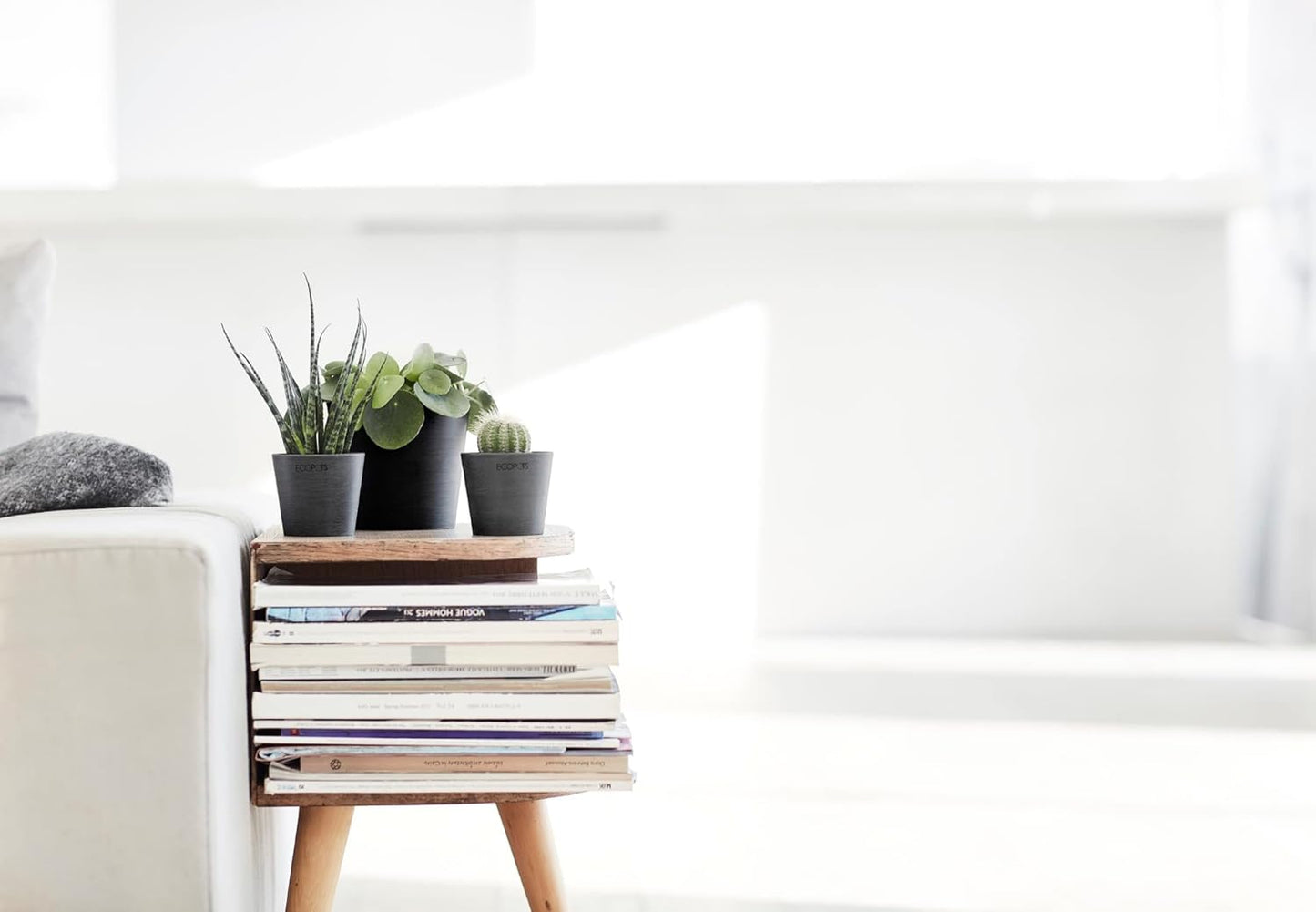 Ecopots Amsterdam Mini Durable Modern Round Recycled-Based Composite Flower Pot Planter, Dark Grey, 5"