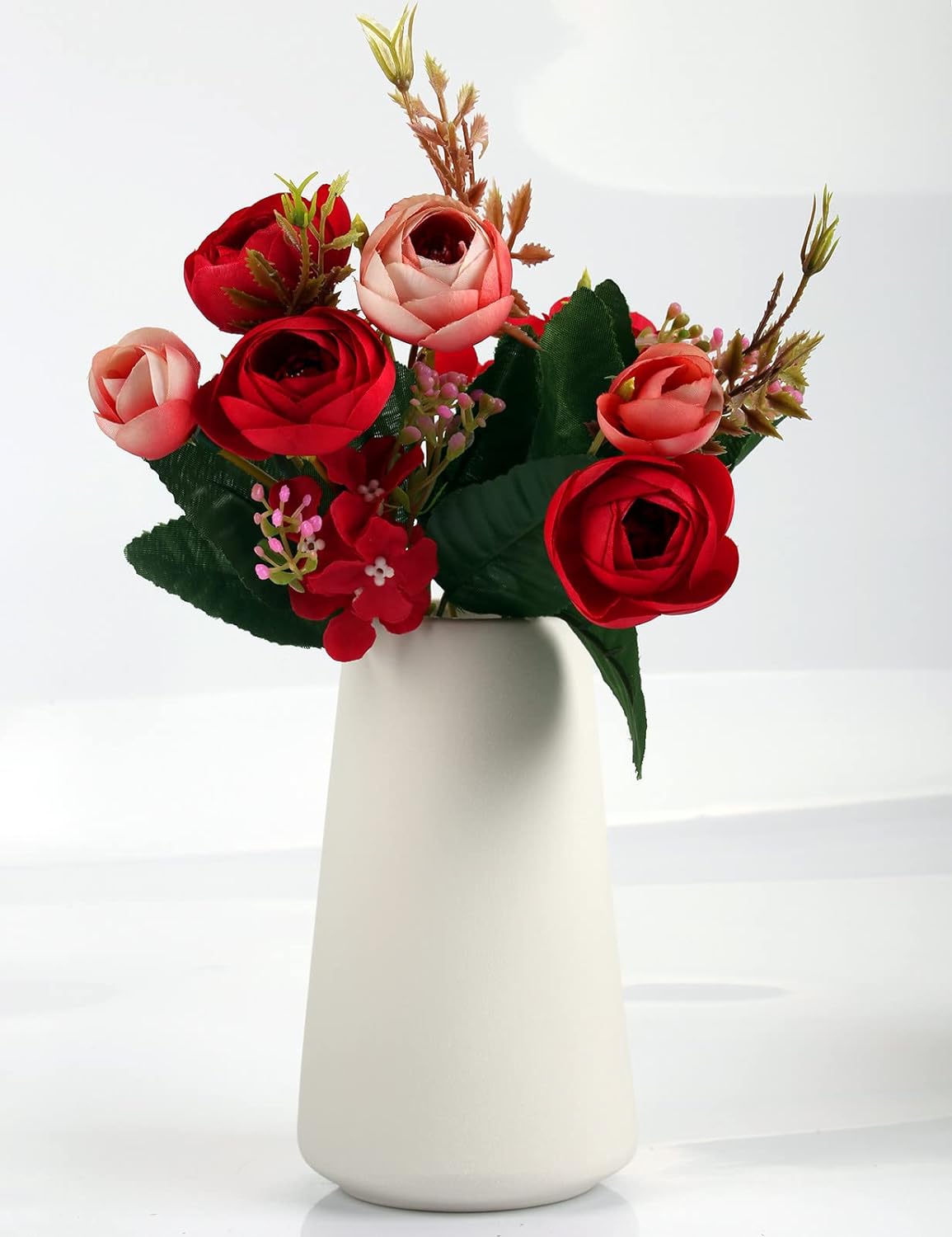 Simple Vase for Flowers Plants, Matte Vases for Modern Table Shelf Home Decor Wedding Boho Decor, 6" H Frosted Elegant Ceramic Vase for Pampas Grass Fluffy Stem Bouquet Lavender Flowers (White, 1)