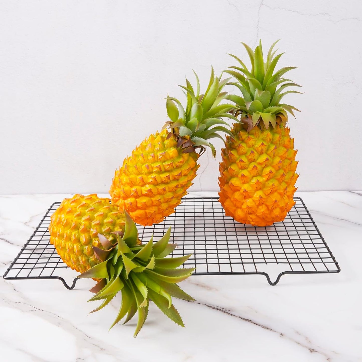 QIRMIZI Artificial Pineapple -Simulated Fruit Decoration, Lifelike Fake Fruit Model, Perfect for Home Decor, Kitchen, Party & Photography Prop – Realistic & Eco-Friendly,Yellow Large