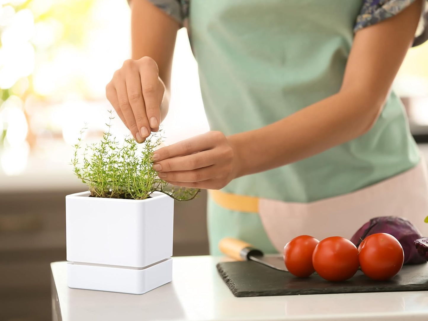 4 Inch Herb Planter Pot, Plastic Planter with Drainage Holes and Saucer, Modern Decorative Gardening Pot for Indoor Plants, Flowers, Herbs, Succulents, White, Set of 1, 76-Y-A-1