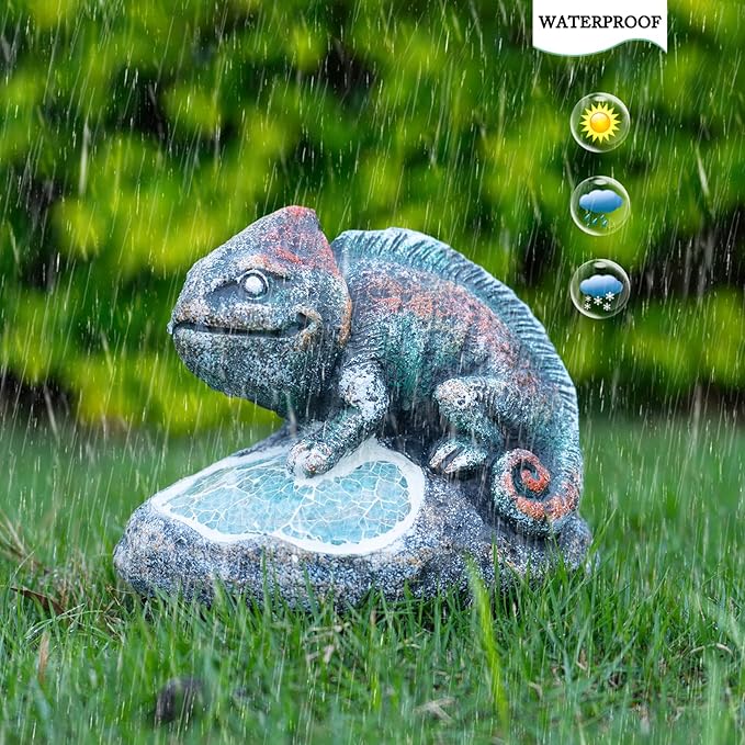Solar Chameleon Garden Statues Outdoor Decor Resin Chameleon Figurine with Solar Light for Patio,Balcony,Yard,Lawn Ornament,Perfect Garden Gift