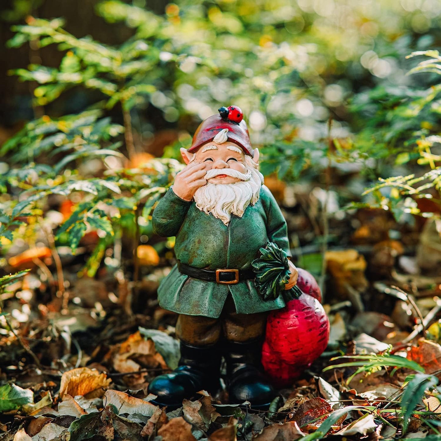 Topadorn Gnomes Figurine Resin Sculpture Garden Gnome Drag a Brunch of Radishes Statue with a Ladybug for Indoor Outdoor Decor, Radish Harvest 10 Inch, Weatherproof Garden Gnome Yard Statue Decor