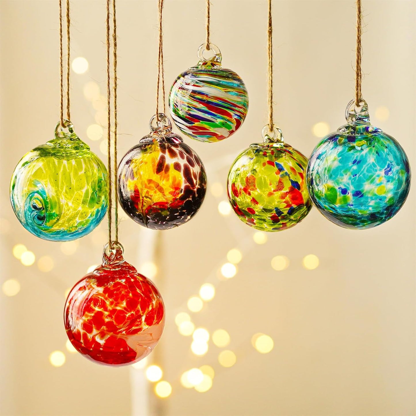 6pcs Hand-Blown Glass Christmas Ornaments Balls Hanging Glass Balls Witches Ball Gazing Ball for Home Window Outdoor Garden Patio Xmas Tree Décor