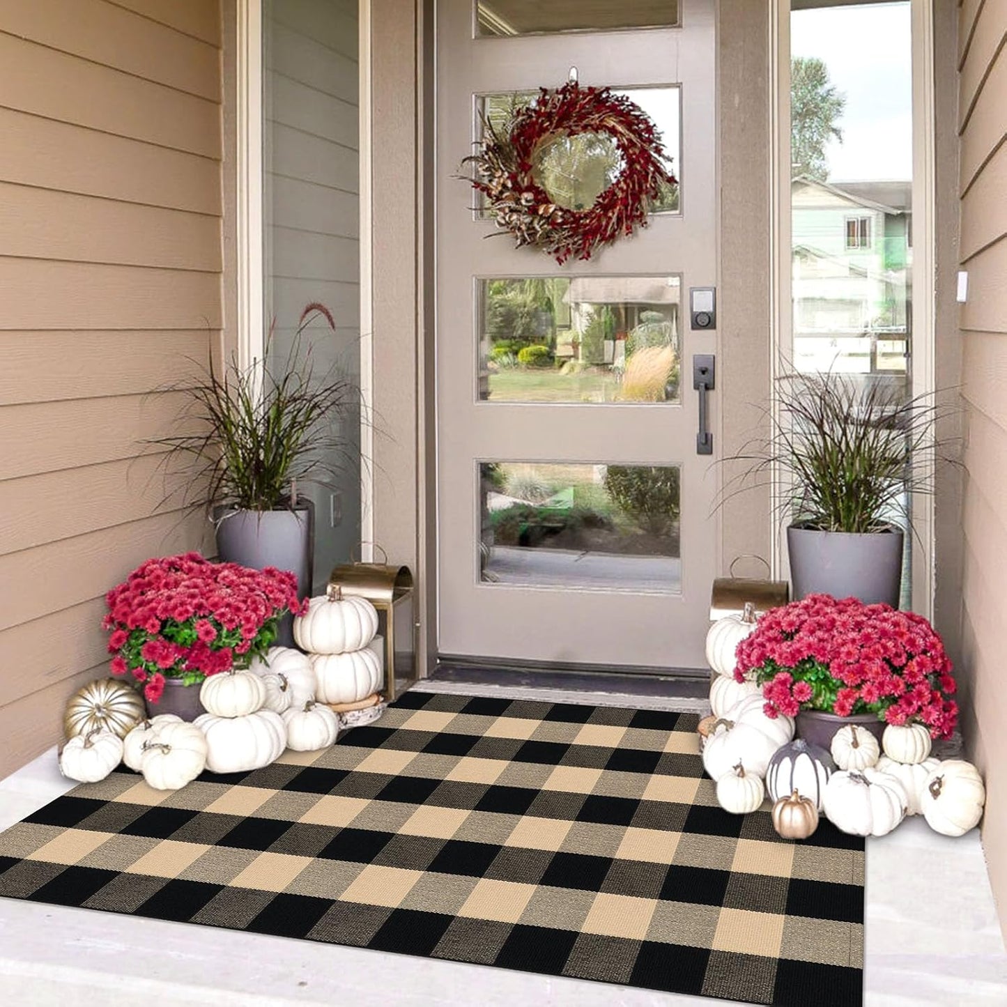 IOHOUZE Buffalo Plaid Checkered Rug 4x6 Ft Front Door Mats, Washable Area Rugs for Front Porch, Welcome Mats Indoor Outdoor, Entryway Rug for Entryway, Home Entrance, Tan Black