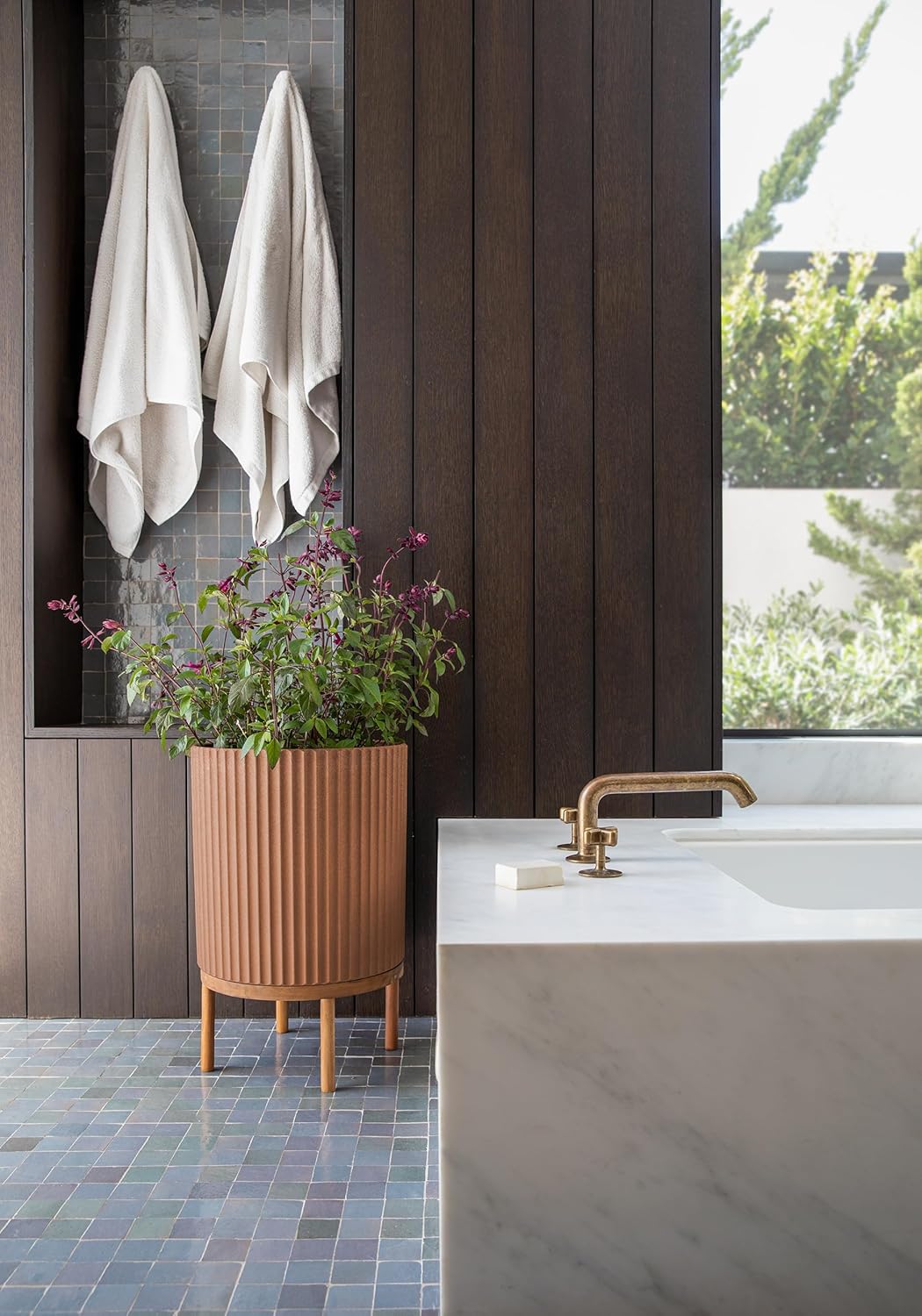 Veradek Demi Series Round Planter w/Stand for Porch/Patio | Durable Plastic-Stone Composite & Wooden Stand | Modern Décor for Tall Plants, Flowers