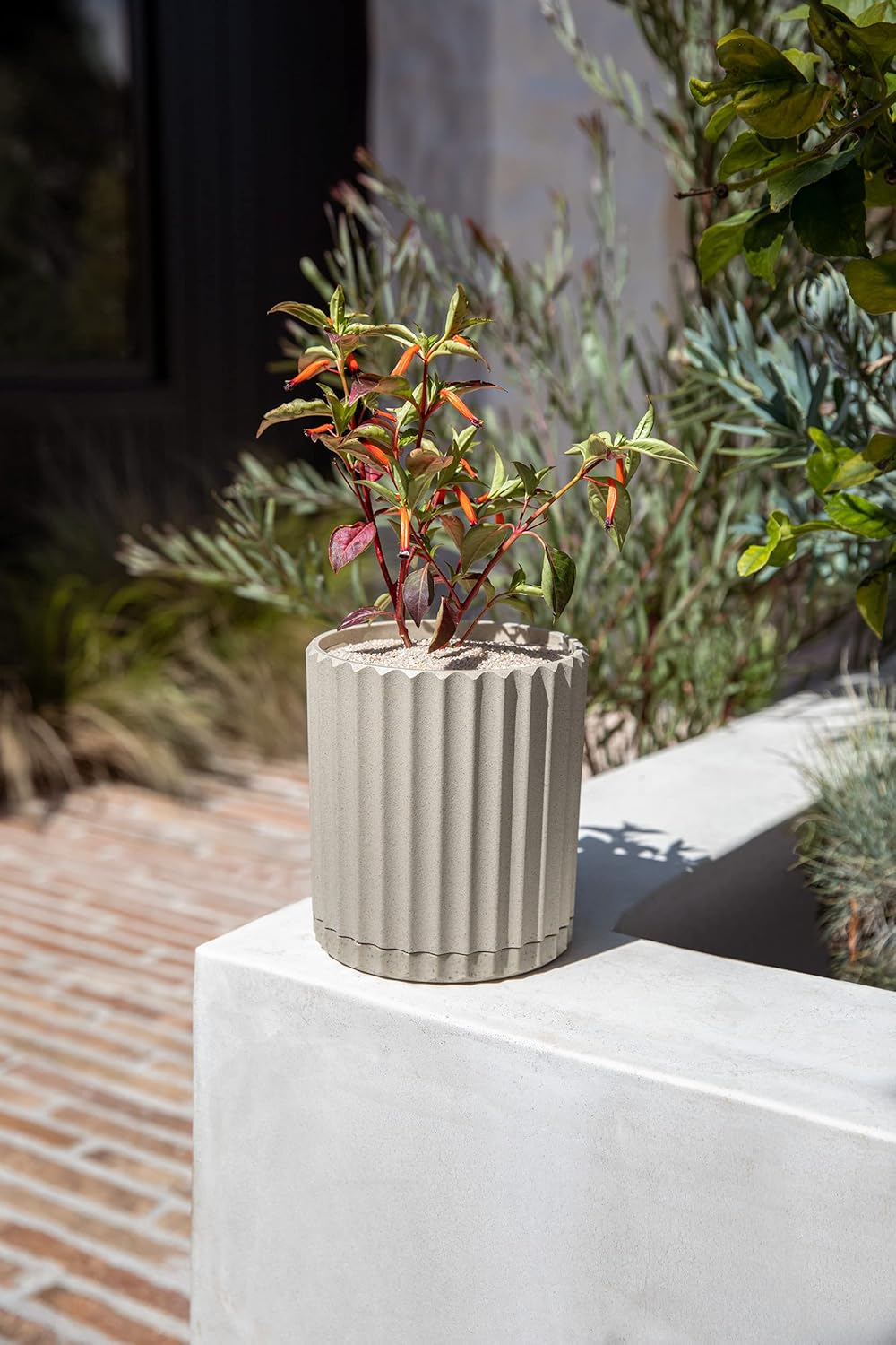 Veradek Demi Series Demi 6" Planter w/Tray, Sand