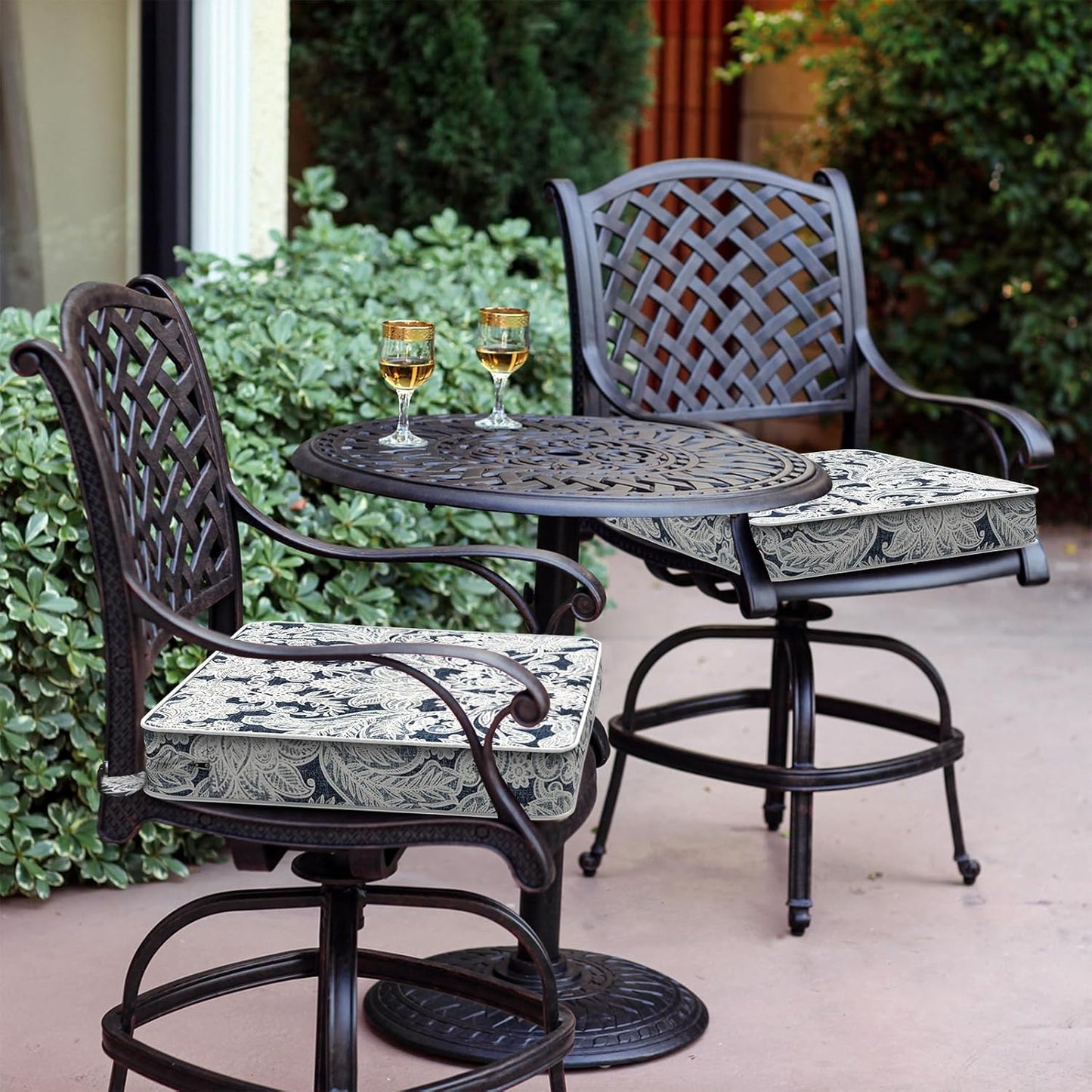 LVTXIII Patio Chair Cushions 19"x19"x3", Water-Repellent Outdoor Seat Cushions for Patio Furniture, Square Chair Pads with Ties for Home Garden Decoration, Set of 2, Damask Lapis