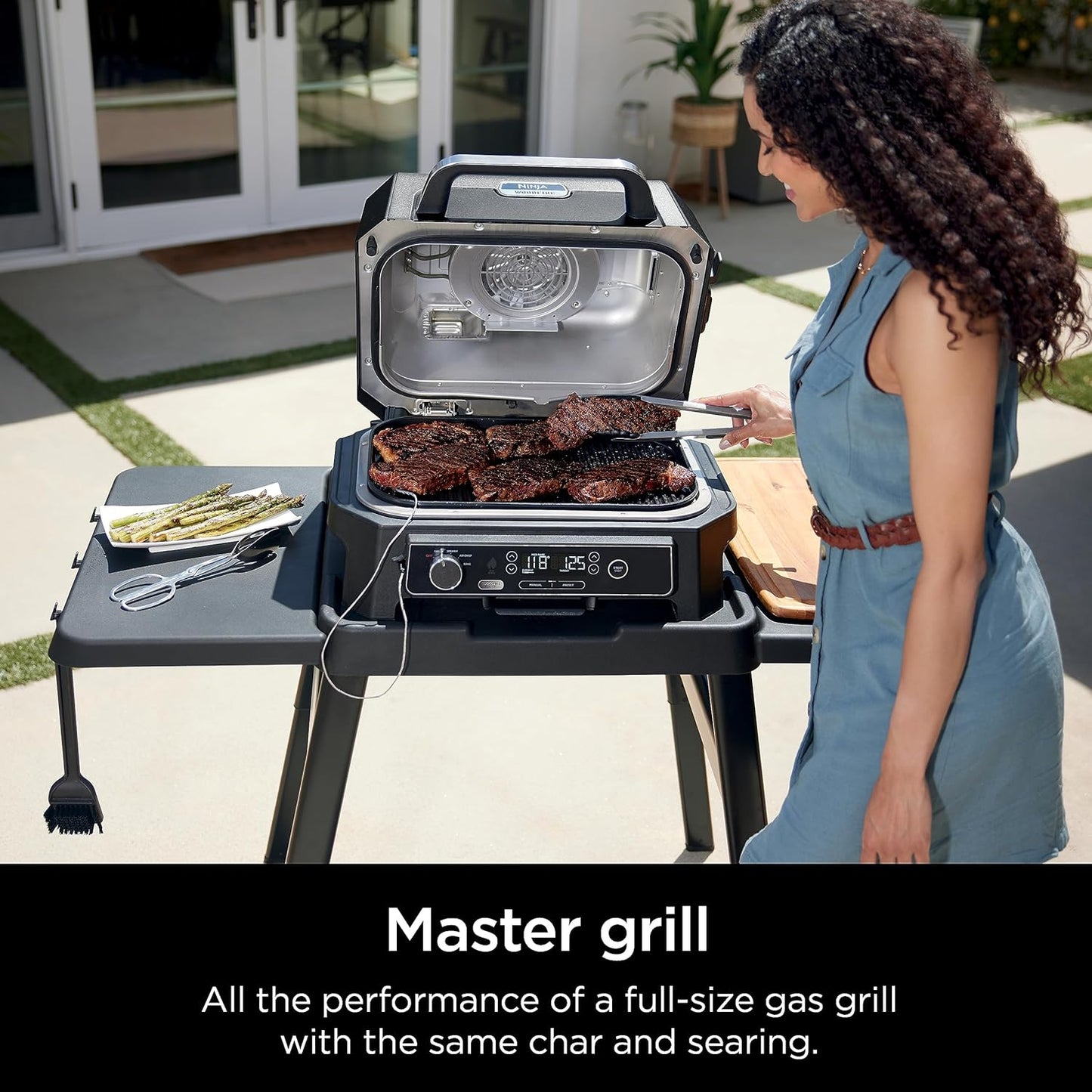 Ninja | Grill & Smoker | Outdoor Woodfire Pro XL | 4 in 1 Grill, BBQ Smoker, Air Fryer & Bake | Portable | Includes Built in Thermometer & 2 Woodfire Pellet Packs | Dark Grey | OG850