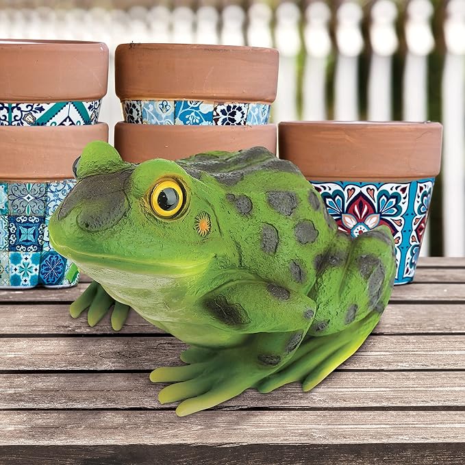 Design Toscano QM20510 Ribbit The Frog Garden Toad Statue, 9", Full Color