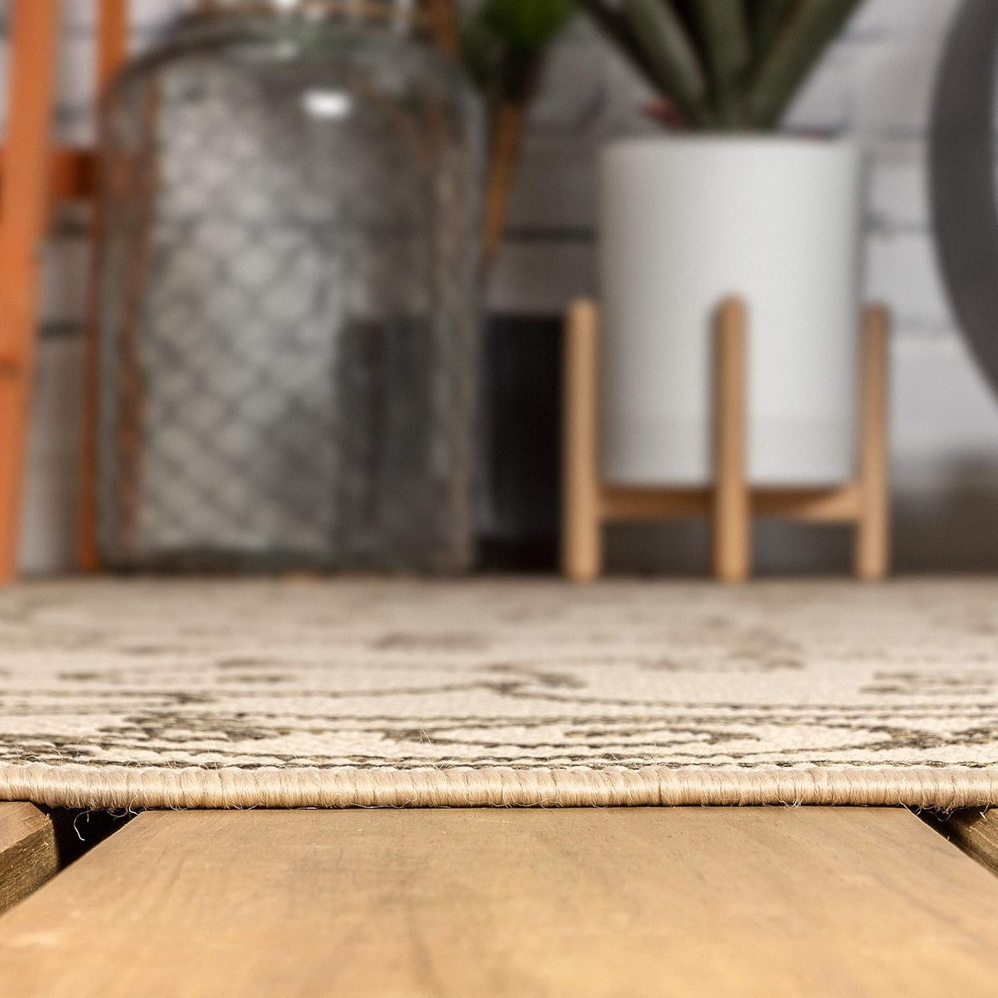 JONATHAN Y SMB106A-9R Charleston Vintage Filigree Textured Weave Beige/Brown 9' Round Indoor/Outdoor Area Rug, Pet Friendly, Non-Shedding, Stain Resistant, Easy-Cleaning for Backyard, Patio, Porch