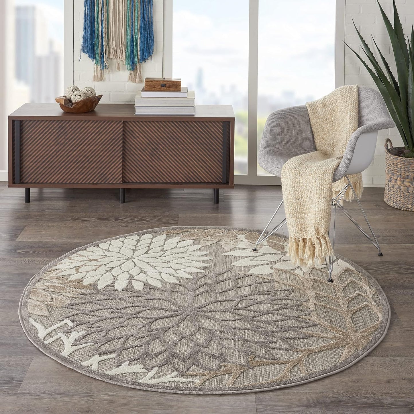 Nourison Aloha Indoor/Outdoor Area Rug 5'3", Natural, Round Tropical Botanical Easy-Cleaning Non Shedding Bed Room Living Room Dining Room Deck Backyard Patio