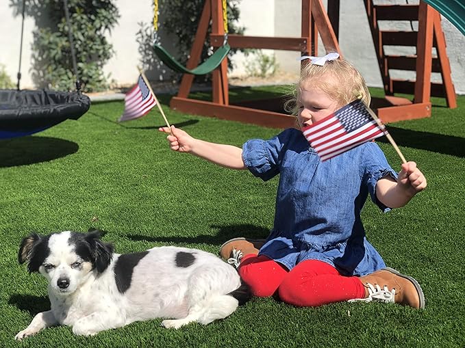 American Flags on Stick - Handheld Spearhead US Flag for 4th of July, Memorial Day Event Decorations - Patriotic Decor for Indoors & Yard - Wooden Stick, Cotton Fabric (4"X6" - 25 Pack)