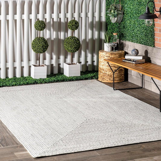 nuLOOM 3' x 5' Solid Hand Braided Indoor/Outdoor Area Rug, Pet-Friendly, High Traffic, Weather Resistant, for Patio, Balcony, Bedroom, Living Room, Dining Room, Wynn Ivory