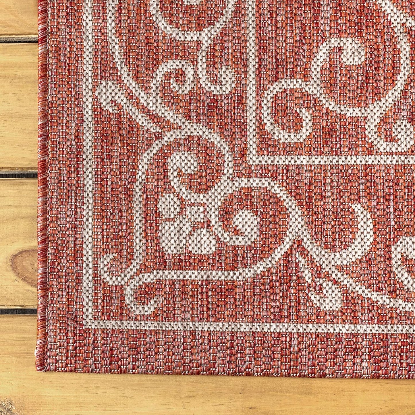 JONATHAN Y SMB106B-4R Charleston Vintage Filigree Textured Weave Red/Beige 4' Round Indoor/Outdoor Area Rug, Pet Friendly, Non-Shedding, Stain Resistant, Easy-Cleaning for Backyard, Patio, Porch