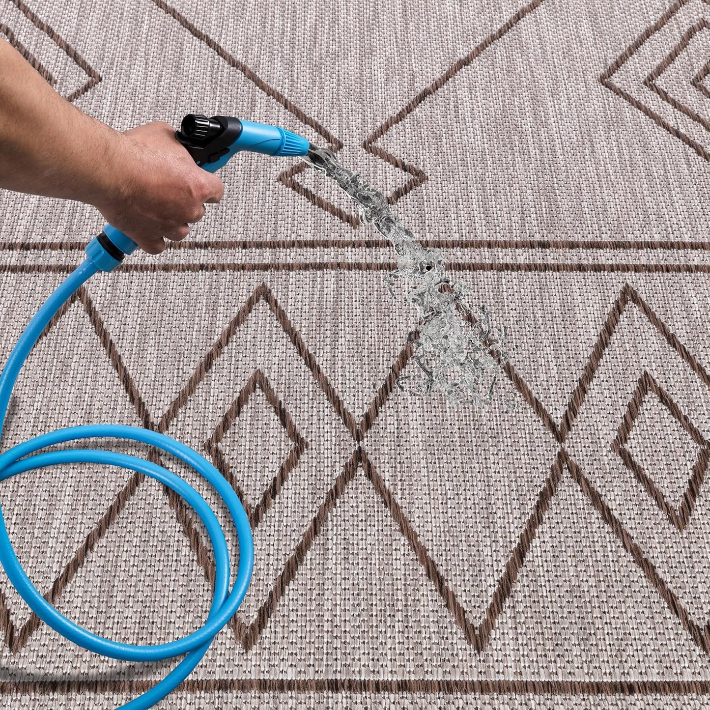 Keen Home Design Terrace Outdoor Round Rug - 8ft Round Washable Indoor/Outdoor Rug for Patio, Kitchen, Balcony, Beach, Garden, Deck and Porch, Size: 7'7" Round